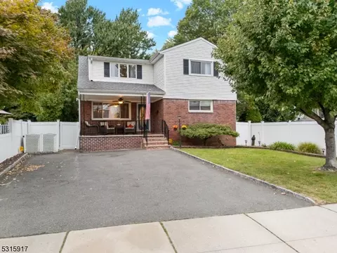 23 Van Pelt Pl, Little Falls, NJ 07424