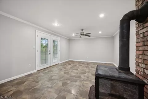 27 Forest Dr, Flemington, NJ 08822 photo 17