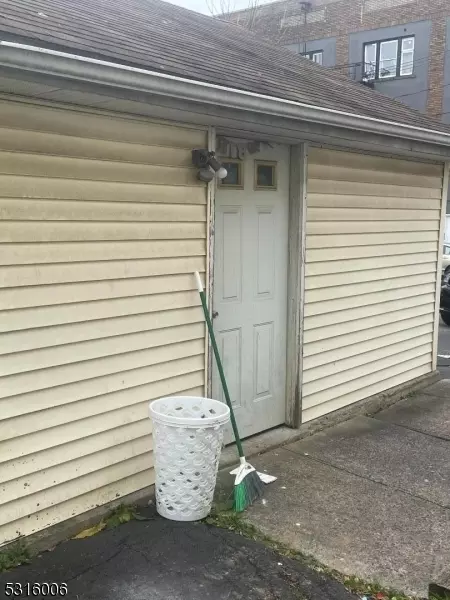 46 Roosevelt Ave, Plainfield, NJ 07060 photo 12