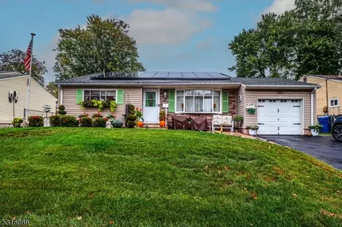38 Westminster Rd, Woodbridge Twp, NJ 07067
