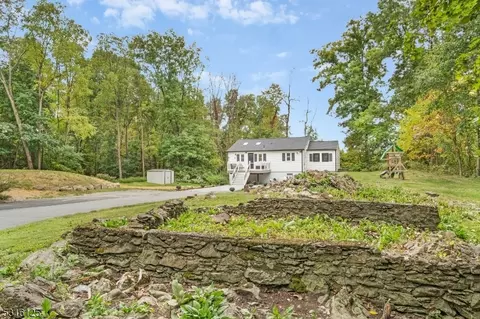 337 N Church Rd, Sparta, NJ 07871