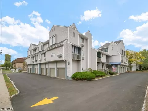 309 Main St #4, Belleville, NJ 07109