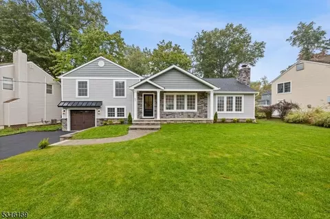 57 W Mcclellan Ave, Livingston, NJ 07039