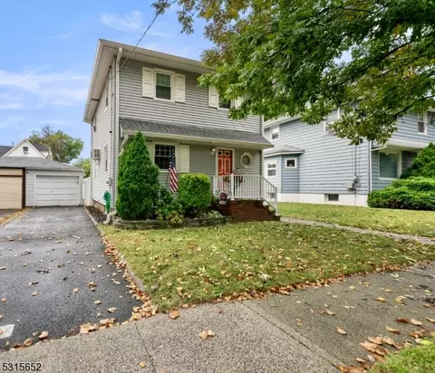 5 Vreeland Ave, Rutherford, NJ 07070