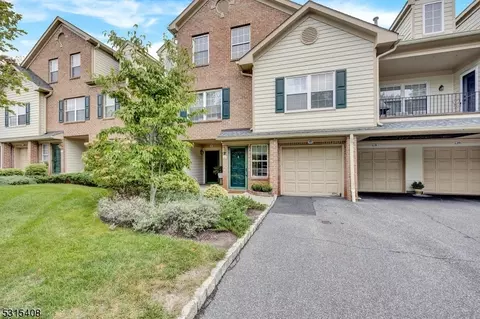 17 Davenport Pl, Morristown, NJ 07960