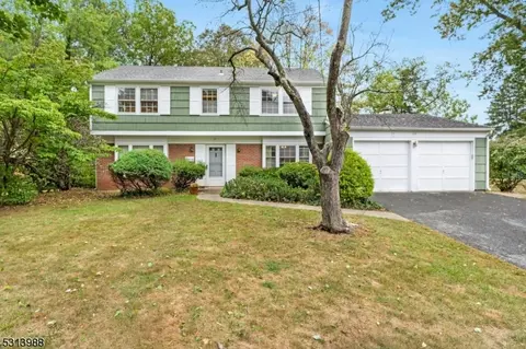 19 Hill Ave, Franklin Twp, NJ 08873