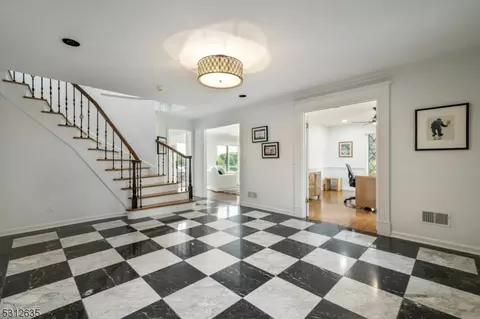 470 Cherry Ln, Mendham, NJ 07945 photo 5