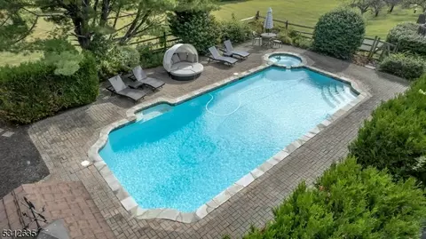 470 Cherry Ln, Mendham, NJ 07945 photo 3