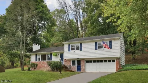 41 Old Croton Rd, Flemington, NJ 08822