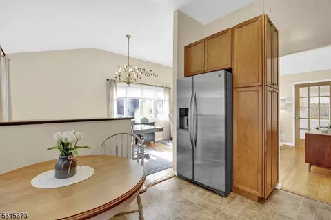 71 Highview Ter, Dover, NJ 07801 photo 9