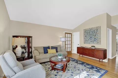 71 Highview Ter, Dover, NJ 07801 photo 6