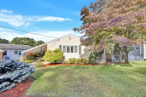 71 Highview Ter, Dover, NJ 07801 photo 3
