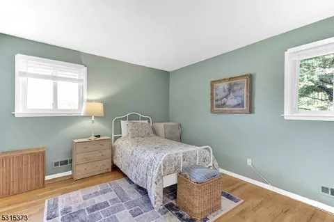 71 Highview Ter, Dover, NJ 07801 photo 12