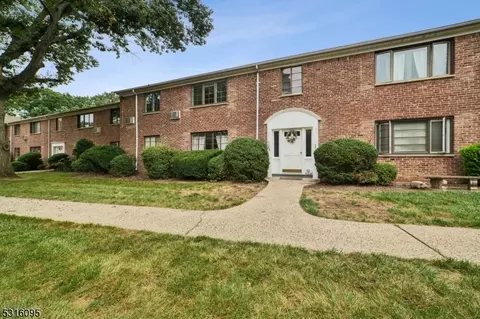 87 Troy Dr # B, Springfield, NJ 07081
