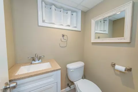 43 Orchard Pl, Wayne, NJ 07470 photo 12