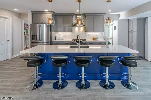 36 Wiggins Ln, Montgomery, NJ 08502