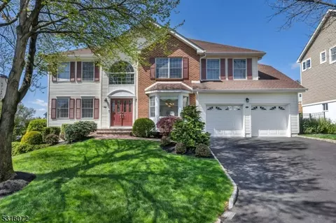 17 Primrose Way, Warren, NJ 07059