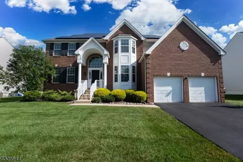 8 Torbet Rd, Hillsborough, NJ 08844