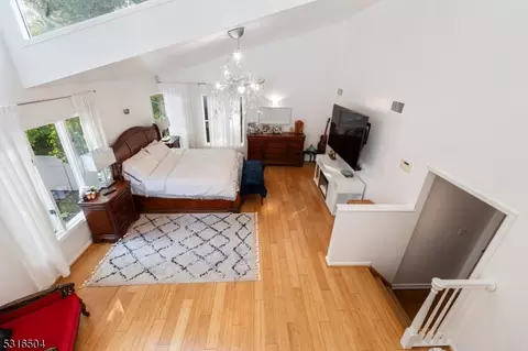 316 Spencer Pl, Paramus, NJ 07652 photo 34
