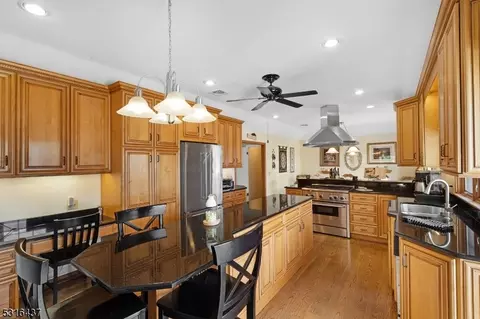 2 Eldorado Dr, Roxbury Twp, NJ 07876 photo 12