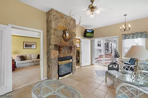 2 Eldorado Dr, Roxbury Twp, NJ 07876 photo 16