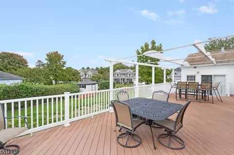 2 Eldorado Dr, Roxbury Twp, NJ 07876 photo 4