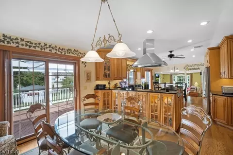 2 Eldorado Dr, Roxbury Twp, NJ 07876 photo 9