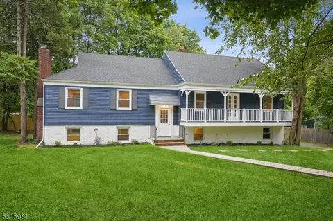 9 Coursen Way, Madison, NJ 07940