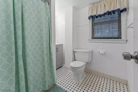 24 Kimble St, Edison, NJ 08817 photo 14