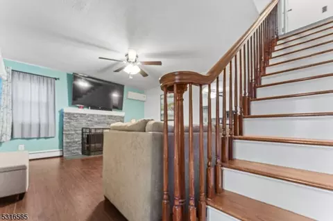 24 Kimble St, Edison, NJ 08817 photo 3