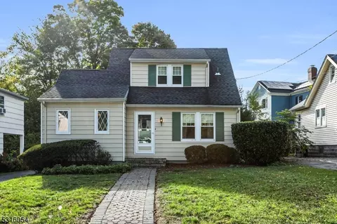 9 Brookside Ave, Basking Ridge, NJ 07920
