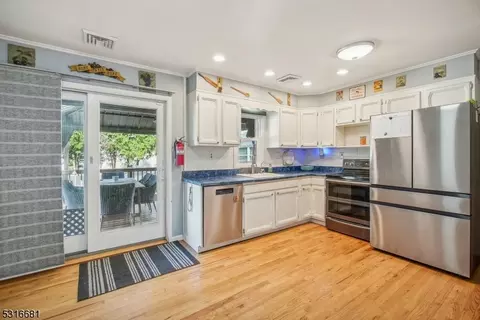 6 Sunset Ter, Roxbury Twp, NJ 07876 photo 7