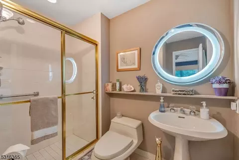 157 Worcester Dr, Wayne, NJ 07470 photo 18