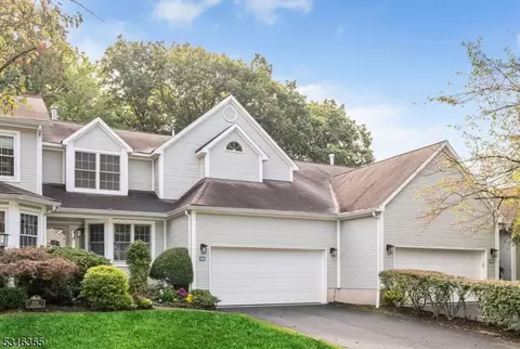 157 Worcester Dr, Wayne, NJ 07470 photo 2