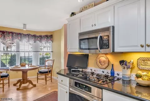 157 Worcester Dr, Wayne, NJ 07470 photo 10