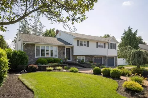 34 Allen Dr, Wayne, NJ 07470 photo 3