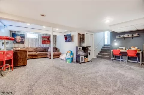 34 Allen Dr, Wayne, NJ 07470 photo 33