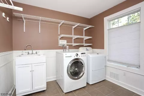 1535 Alps Rd, Wayne, NJ 07470 photo 14