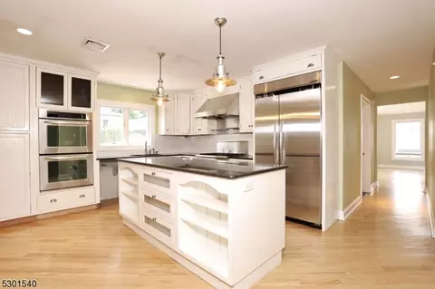 1535 Alps Rd, Wayne, NJ 07470 photo 8