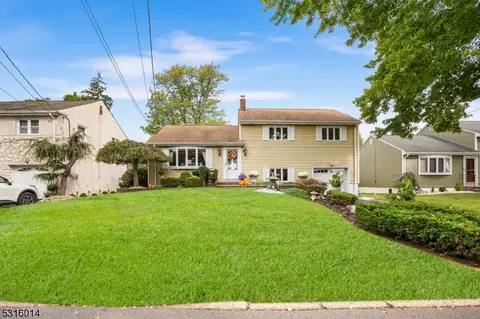 321 Colonia Blvd, Woodbridge Twp, NJ 07067