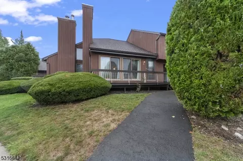23 Bloomingdale Dr, Hillsborough, NJ 08844