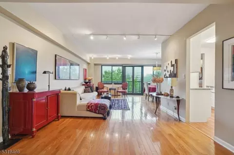 609 S Orange Ave 4f #4F, South Orange, NJ 07079