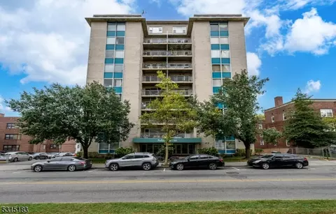 276 Prospect St #2B, East Orange, NJ 07017