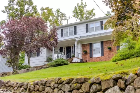 186 Grandview Ave, Caldwell, NJ 07006