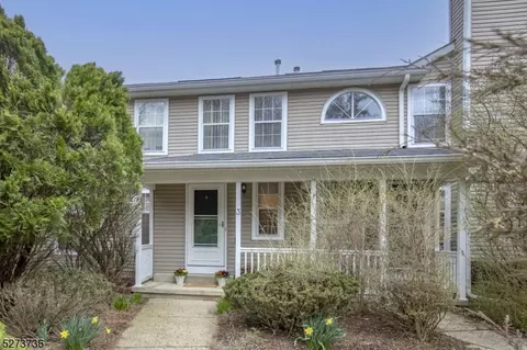 3 Green Heron Dr, Hackettstown, NJ 07840