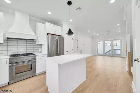 84 Spring St #A, Millburn, NJ 07041 photo 10