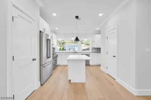84 Spring St #B, Millburn, NJ 07041 photo 8