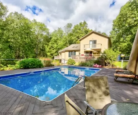 42 Fredonia Rd, Fredon Twp, NJ 07860