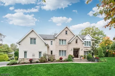 15 Sylvia Pl, Randolph, NJ 07869