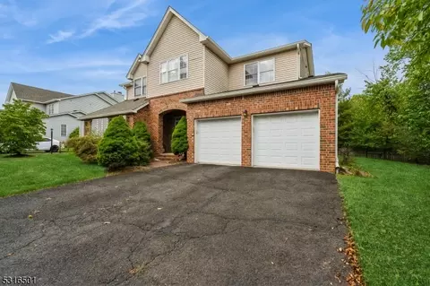 2 Newell St, Hillsborough, NJ 08844